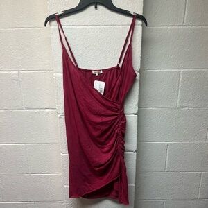 LA MIEL Burgundy Ruched Mini Dress